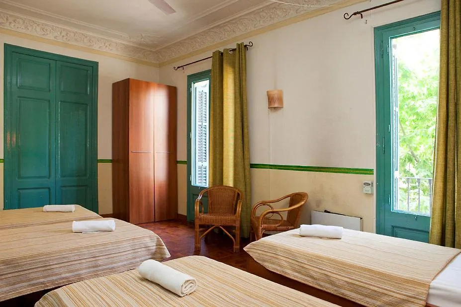 Hostal Que Tal Barcelona Guest house