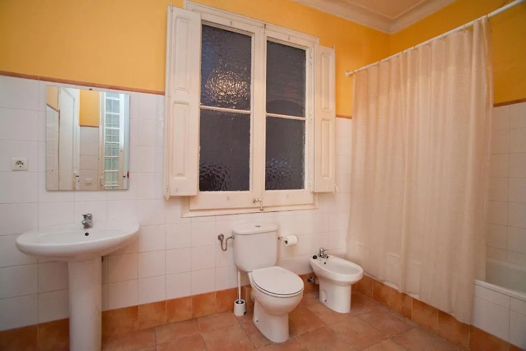Guest house Hostal Que Tal Barcelona